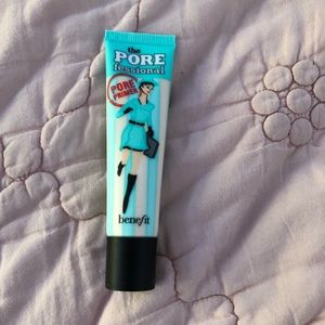 Porfessional primer by benefit